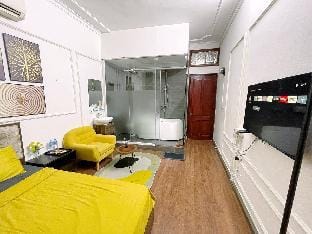 Liight House Homestay for group  Vacation rental in Hanoi