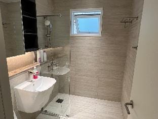 Yongsan Staion  5min 2F 퀸 침대 3개 침실 3개 / 독립 샤워실 화장실 Vacation rental in Seoul