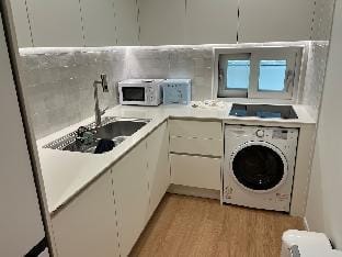 Yongsan Station House1F,  w/ 3 Beds and 1 Bathroom Vacation rental in Seoul