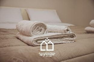 C.A. Vesuvio Comfort - 150m stazione - 5km Pompei Apartment in Campania