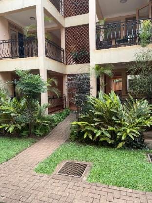 Castle Apartments Kisaasi 2 Apartment in Kampala