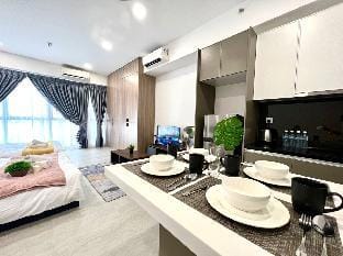 Suite for 5 / Early Check In, Near Airport KLIA Vacation rental in Negeri Sembilan, Malaysia