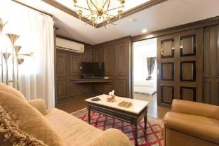 Penthouse Two Bedroom, 80sqm - Thonglor Vacation rental in Bangkok