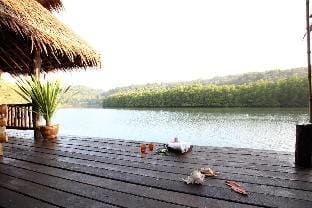 Koh Kood Family Villa with Garden, 60sqm Vacation rental in Trat Changwat