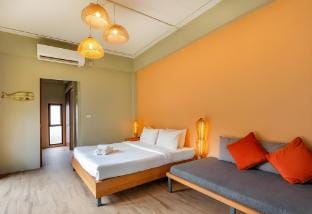 Koh Kood Deluxe Room with Garden View, 28sqm Vacation rental in Trat Changwat