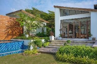 Koh Kood Pool Access Villa - 66sqm Vacation rental in Trat Changwat