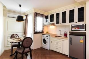 One Bedroom Apartment, 45sqm - Thonglor Vacation rental in Bangkok
