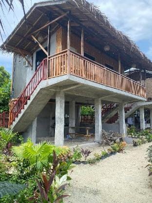 Kabayod Place Unit D2, General Luna Siargao Villa in General Luna