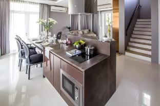Lively home Luxury Vacation rental in Laos