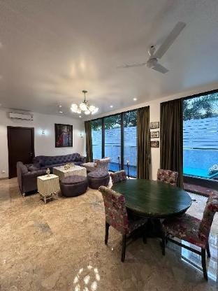 Spacious 3 Bedroom Private pool villa Candolim Vacation rental in Candolim