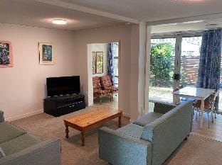 City Towers Apartments - Two Bedroom Unit Apartment in Auckland