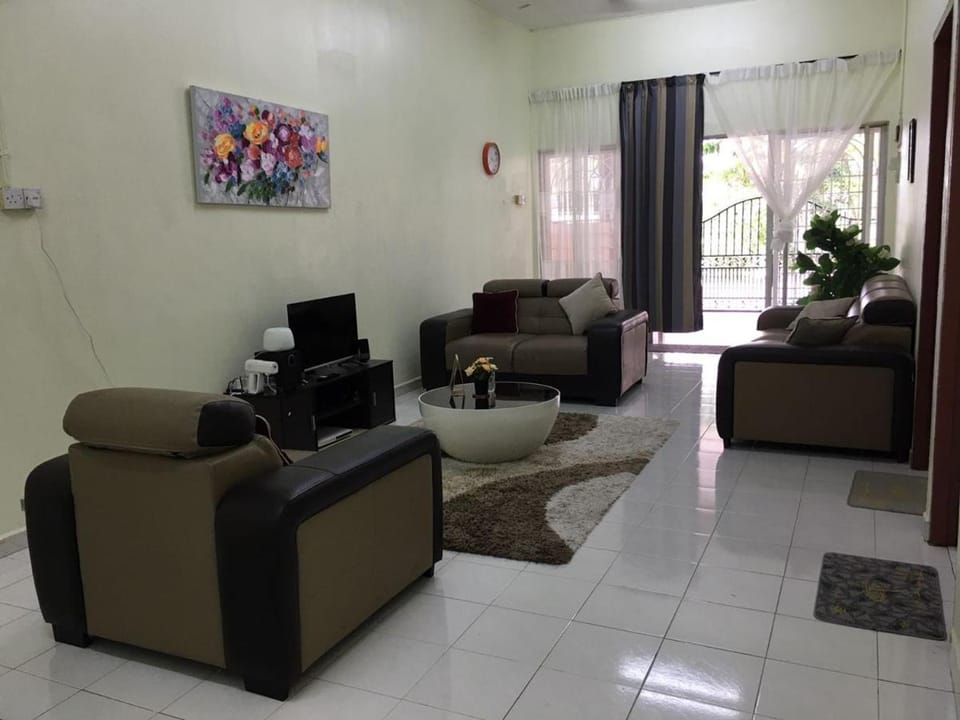 Taiping Desa Jana Homestay  Vacation rental in Perak