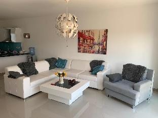 Highly comfortable family-friendly apartment in lovely area Apartment in Cyprus