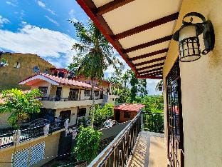 Summit Solitude Apartment in Galle