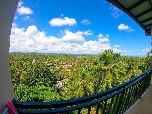 Summit Solitude Apartment in Galle