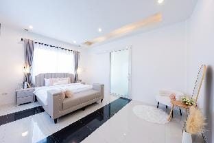 Leon Pool Villa Pattaya Vacation rental in Pattaya City