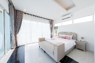 Leon Pool Villa Pattaya Vacation rental in Pattaya City