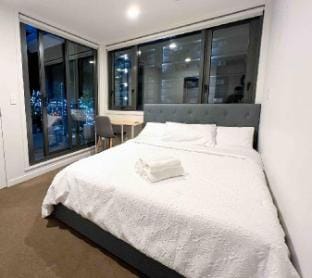 2 Bedroom High Class Perfectly Located Apartment Apartment in Auckland
