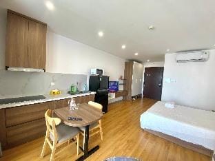 Basic studio apartment in Hanoi Apartment in Laos