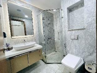 MiMi Vinhomes 2Br Apartment Free Pool & Gym Apartment in Ho Chi Minh City