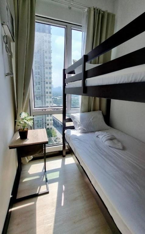 Spacious 2BR Condo San Lorenzo Place 4KM Airport Apartment in Pasay