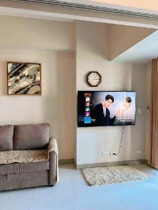 Uptown Parksuite Tower 2 BGC Apartment in Manila City