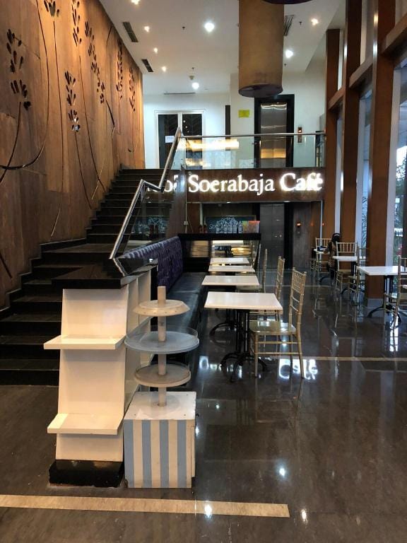 Peaceful & Spacious w/ Pool, Wifi, and Netflix Apartment in South Jakarta City