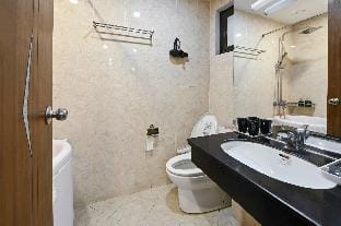 22Housing Luxury Apartment 20 linh lang Apartment in Hanoi