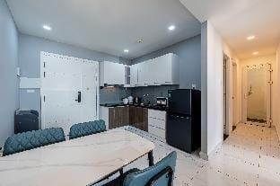 An Corner-Terra Royal APT 33% OFF FREE pickup Apartment in Ho Chi Minh City