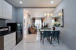 An Corner-Terra Royal APT 33% OFF FREE pickup Apartment in Ho Chi Minh City