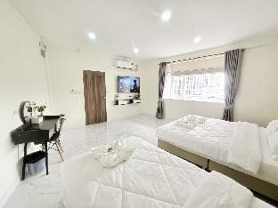2 min to MRT Tha Phra/3BR/3BathRoom Vacation rental in Bangkok