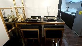 Midnight Luxe @26street Vacation rental in Makati