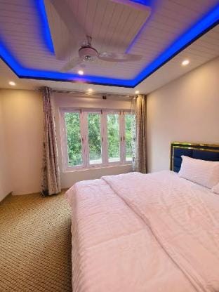 Morningr esort Vacation rental in Pakistan