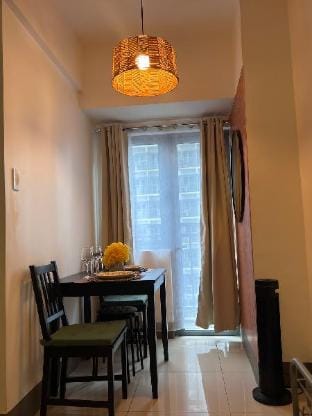 Casa Del Castillo at Fame Residences near Megamall Apartment in Mandaluyong