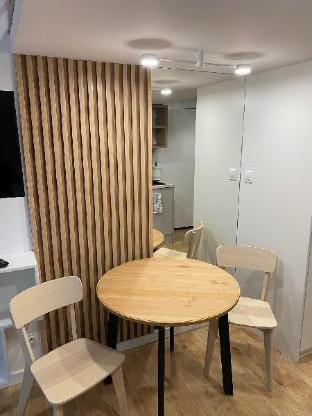 Dluga 18 Apartment with Entresol - City Center Apartment in Poznan