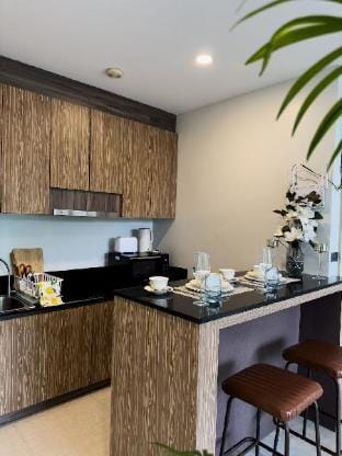 The Viva Patong a quiet place with mountain views. Apartment in Patong