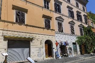 Bernini al Borgo - St. Peter / Vatican Apartment in Rome