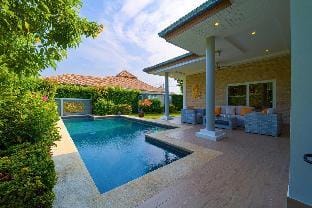 Modern 3 Bedroom Pool Villa l(MR54) Villa in Hua Hin District