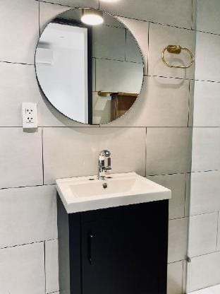 ARIE APARTMENT – 5m to Landmark 81 Apartment in Ho Chi Minh City