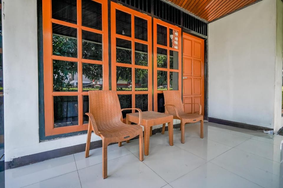 SPOT ON 94139 Nirma Guest House Hotel in West Java