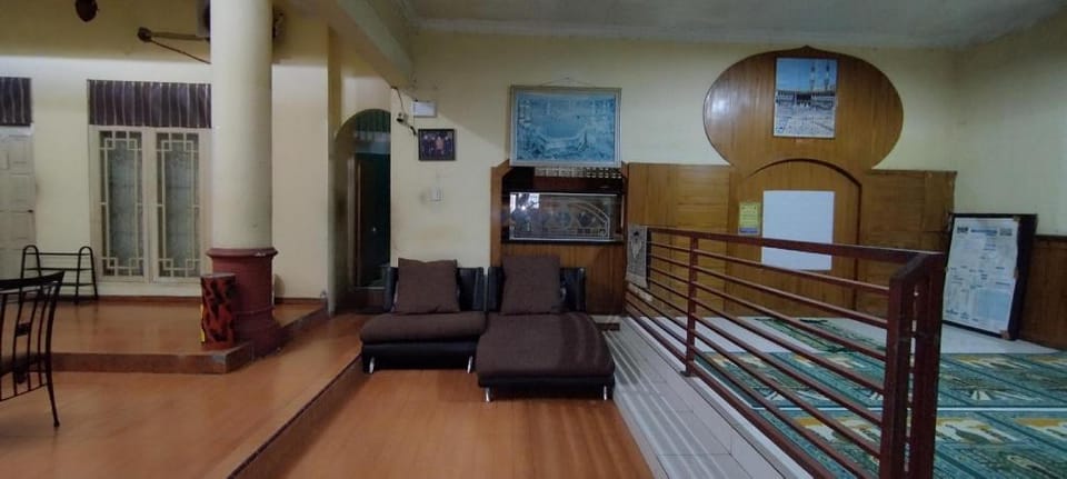 OYO 94157 38 Residence Hotel in Indonesia