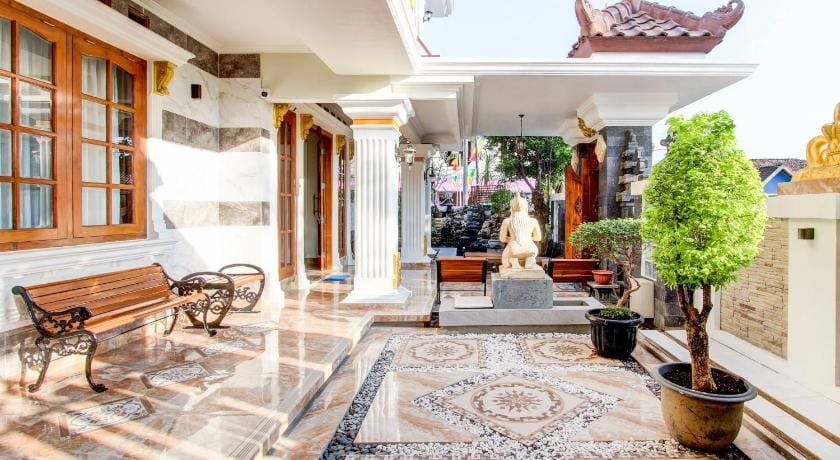 Collection O 94154 Puri Gusti Ayu Hotel in Special Region of Yogyakarta