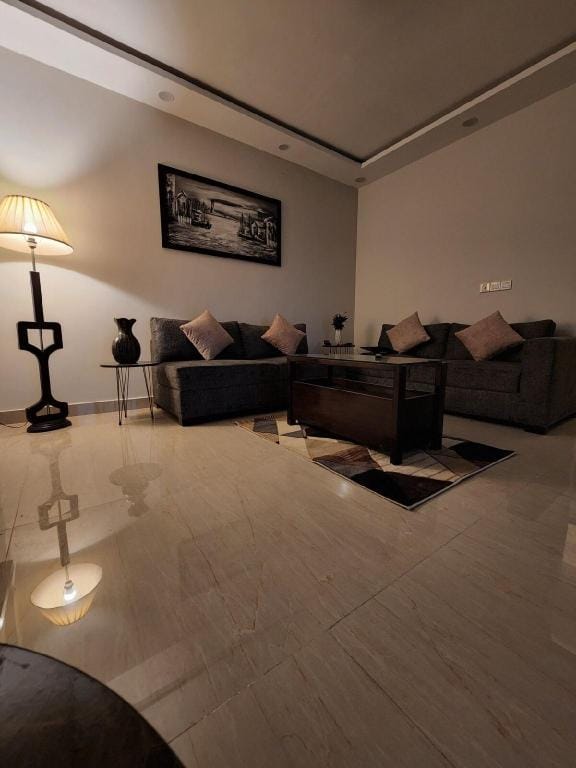 Parkside Panoramic|1 BR Apartment|DHA|SELFCHECK-IN Apartment in Lahore