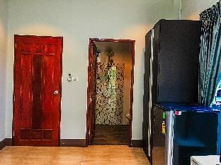 Ink and Travel , Perfect Located Studios Apartment in Ko Pha-ngan Sub-district