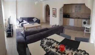 Alanya’nın kalbinde . Heryere yürüme mesafesinde.  Apartment in Alanya