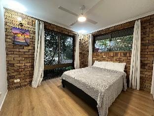 Cosy mountain hideaway in Brisbane Vacation rental in Brisbane