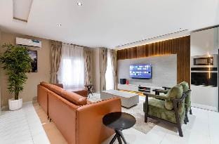 Luxurious and cozy 3 bedroom terrace Apartment in Lagos, Nigeria