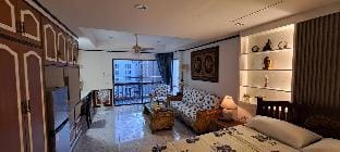 CLOSE TO THE BEACH - PATTAYA Apartment in Pattaya City