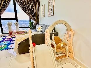 Sky High Sanctuary @ Mosaic 2BR Level 31 6-9 pax Vacation rental in Johor Bahru