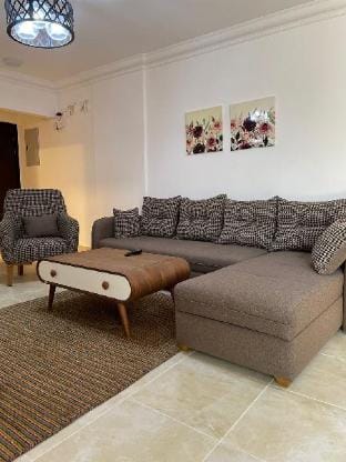 charming 3BR with garden Apartment in Cairo Governorate
